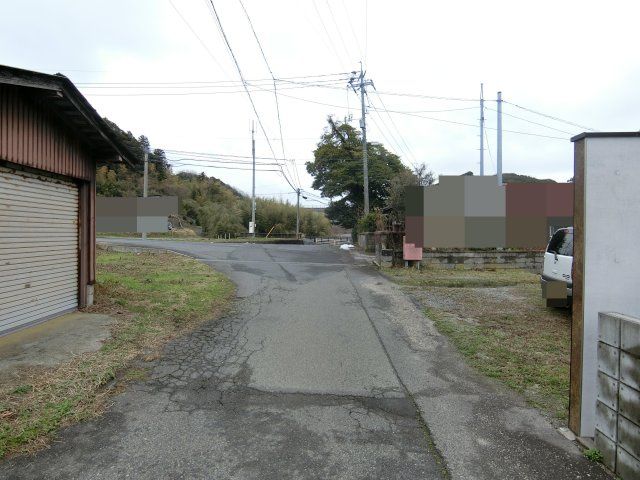 Vacant Land for Sale in Daisen Town, Tottori - Over 200 Tsubo - Thumbnail 2