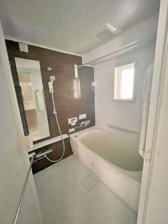 3LDK Apartment in Kitakyushu with Balcony Near Anaou Station - Thumbnail 4