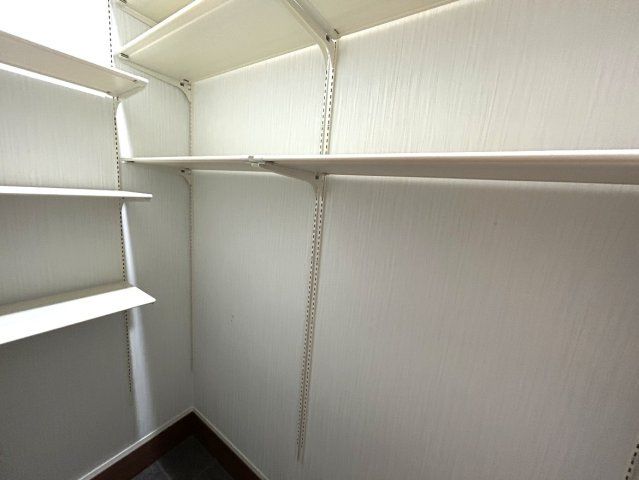6LDK Family House in Sakai City with 4 Parking Spaces - Thumbnail 2