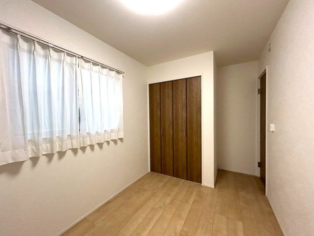6LDK Family House in Sakai City with 4 Parking Spaces - Thumbnail 3