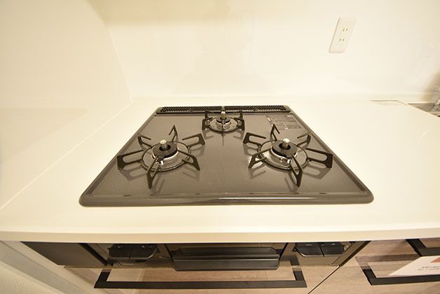 4LDK Apartment in Hiroshima with Panoramic City Views - Thumbnail 3