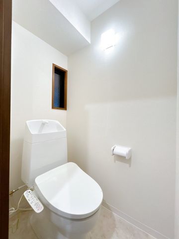 Renovated 2LDK Apartment for Sale in Toyama City - Thumbnail 3