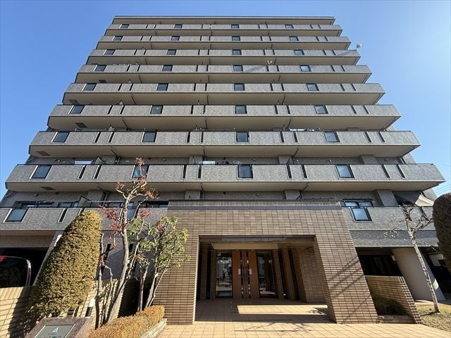 3LDK Apartment for Sale on Top Floor in Nagano City - Image 1