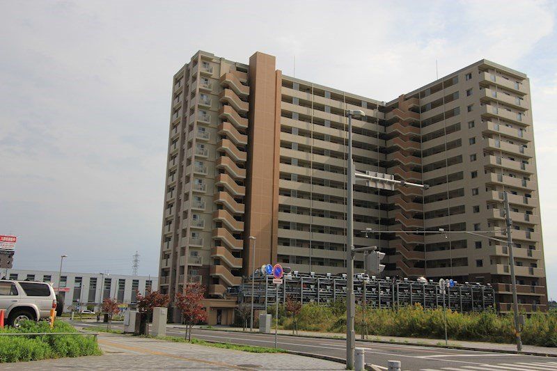 3LDK Apartment for Sale Near Bampaku-kinen Park, Tsukuba - Thumbnail 2