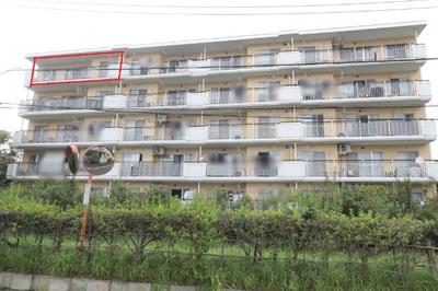 4LDK Apartment in Park Town Goryo, Higashimatsuyama — Image 2, Higashimatsuyama, Saitama