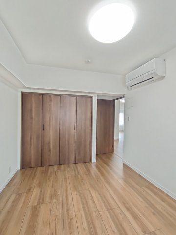 Haitown Shiohama 10F 2LDK Apartment in Ichikawa, Chiba — Image 1, Ichigawa, Chiba