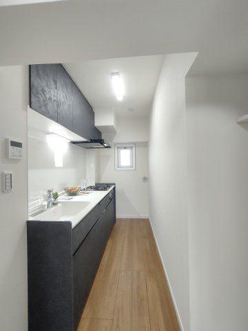 Haitown Shiohama 10F 2LDK Apartment in Ichikawa, Chiba — Image 4, Ichigawa, Chiba