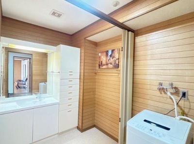 3LDK Apartment in Izu Nagaoka with Balcony Views — Image 4, Izunokuni, Shizuoka