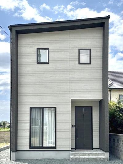 Modern 2LDK House in Fukuyama with Garden | 1980万 — Image 1, Fukuyama, Hiroshima