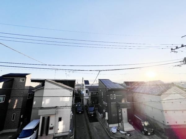 Modern 3LDK House for Sale in Akishima, Tokyo - 86.11m² - Thumbnail 2