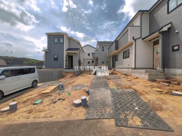 New 4LDK House for Sale in Matsudo, Chiba - Completion May 2026 - Thumbnail 2