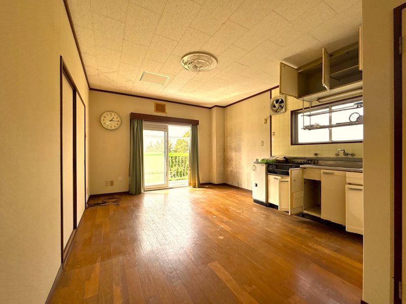 Hakone Golf Course View 2LDK Apartment for Sale in Jasper Villa - Thumbnail 4