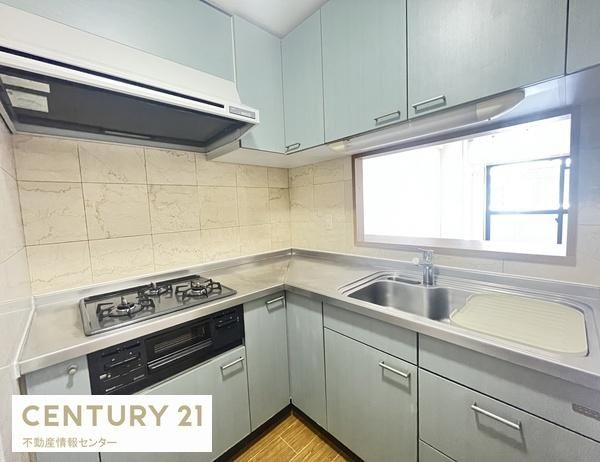 Renovated 3LDK Apartment Near Kujo Station Osaka - Thumbnail 3