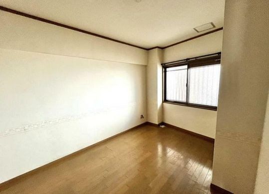 3LDK Apartment for Sale in Oita City, Oita Prefecture - Thumbnail 3