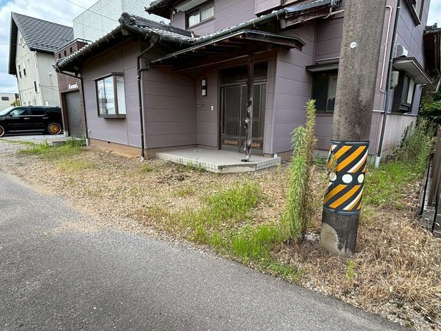5LDK House in Kasamatsu Town, Gifu Prefecture - Thumbnail 2