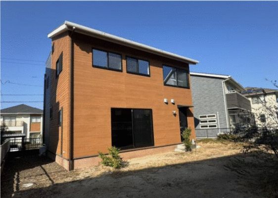 5SLDK Wooden House for Sale in Nozomigaoka, Oita City - Thumbnail 2