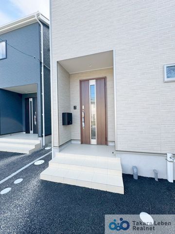 New 4LDK House for Sale in Toyama City, Toyama Prefecture - Thumbnail 2