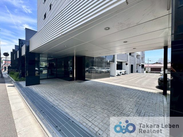 4LDK Apartment in Koriyama Principal Tower | 90sqm South-Facing - Thumbnail 2