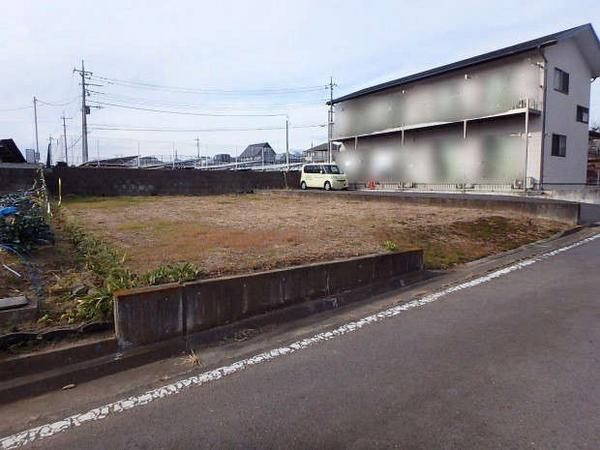 Modern 4-Bedroom House for Sale in Tokyo, Built 2019 - Thumbnail 4