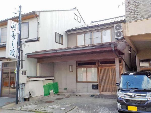 Mixed-Use Property with Former Sushi Restaurant in Asahi, Toyama - Thumbnail 2