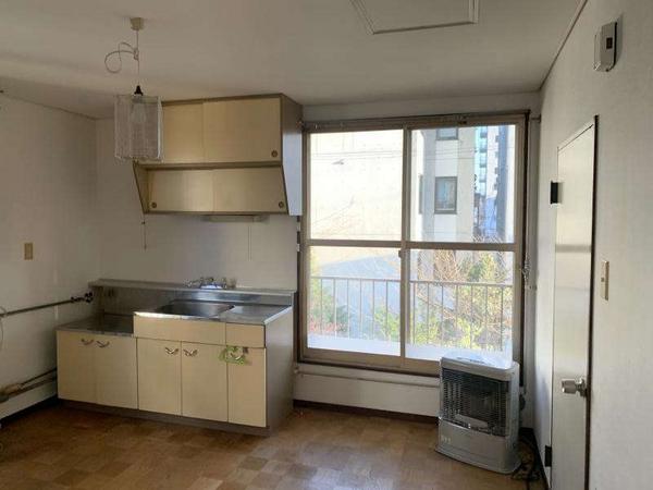 Rental Apartment near Kotoni Station, Sapporo - Thumbnail 3