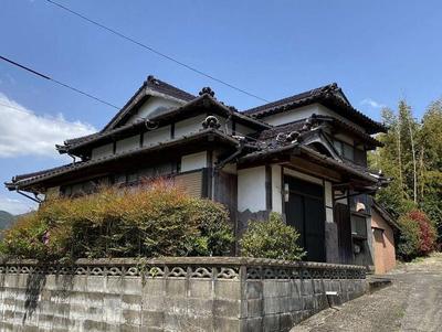 Spacious 4DK House Near Higashiyamashiro Station, Imari City — Image 1, Imari, Saga