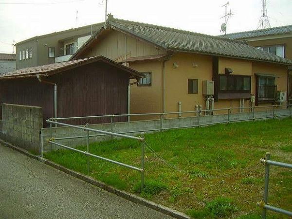 Traditional Kominka House for Sale in Nagano with Mountain Views - Thumbnail 2