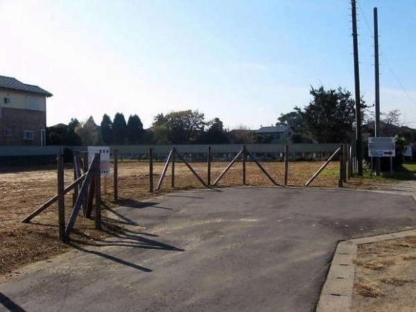 Modern 3-Storey House for Sale in Minato Ward, Tokyo - Thumbnail 2