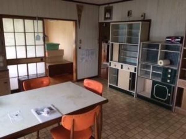 Historic Wooden Home in Hanamaki with Large Land Plot - Thumbnail 4