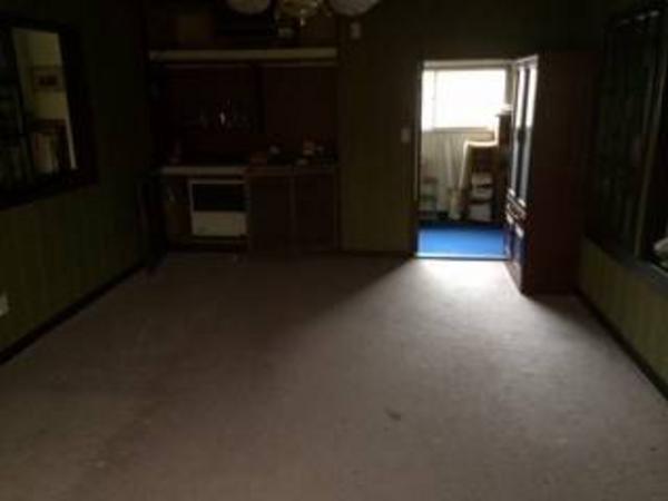 Historic Wooden Home in Hanamaki with Large Land Plot - Thumbnail 3