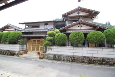 Spacious 7LDK House in Shiso City with 268sqm Living Space — Image 1, Shiso, Hyogo