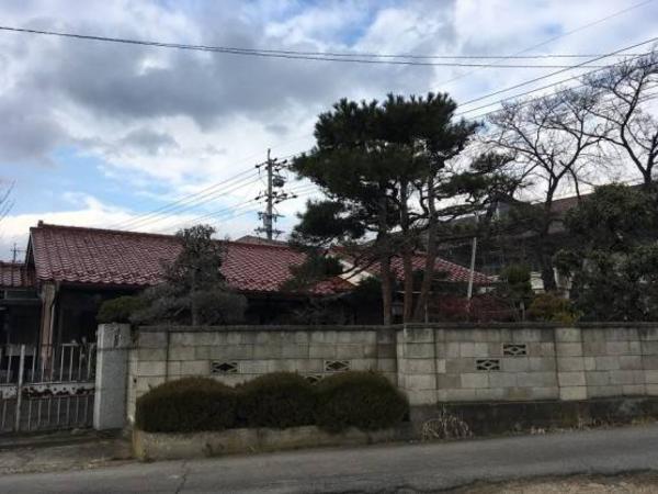 Traditional Japanese Home with Agricultural Land in Sakaki, Nagano - Thumbnail 2
