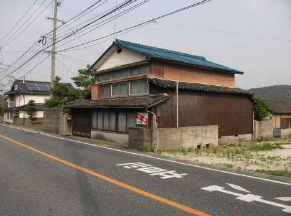 Historic 5K House Near Higashi-Taku Station, Saga Prefecture - Thumbnail 2