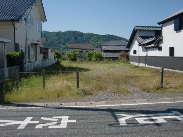 Vacant Land Plot in Taku City - 534m² with Development Potential - Thumbnail 3