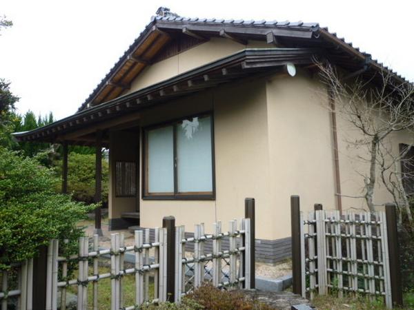 Traditional Japanese House in Soeda with Ryokan-Style Entrance - Image 1