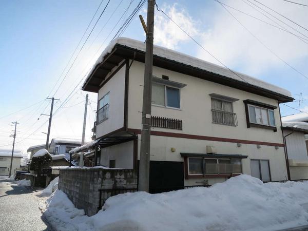 Traditional Wooden Home for Sale in Tendo City, Yamagata - Thumbnail 2