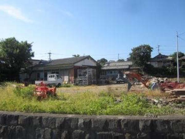 Spacious 5DK House with 1,139m² Land in Unzen City - Thumbnail 2
