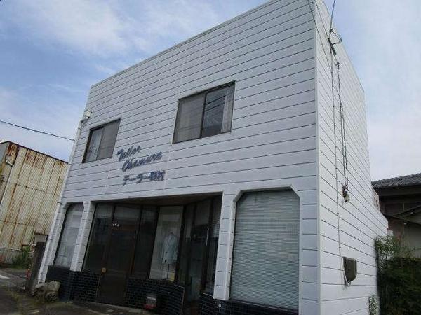 Shop and Residence Property for Sale in Coastal Sanuki City - Image 1