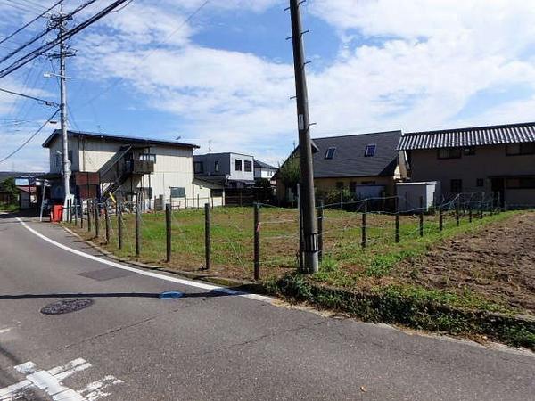 Traditional Kominka for Renovation in Yamanashi with Mountain Views - Thumbnail 4