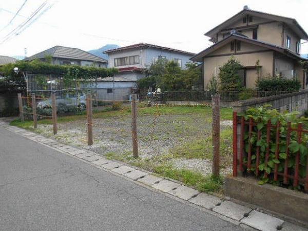 New 3-Bedroom House for Sale in Central Kyoto, 140 sqm - Thumbnail 2