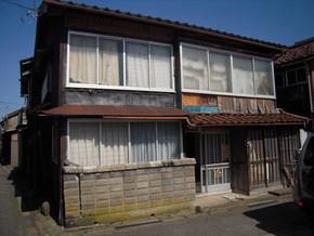 Traditional 6DK House Near Hamasaka Station, Shinonsen Town — Image 1, Hamasaka, Tottori