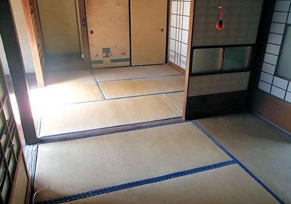 Traditional Wooden House Near Seto Inland Sea, Kaminoseki - Thumbnail 4