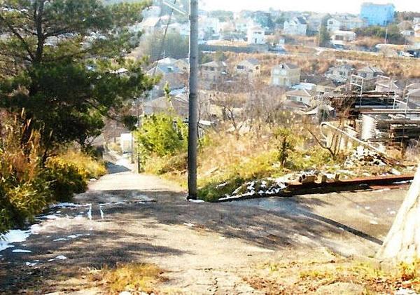 Land Plot for Sale in Kameoka, Kyoto - 165sqm with Mountain Views - Thumbnail 2