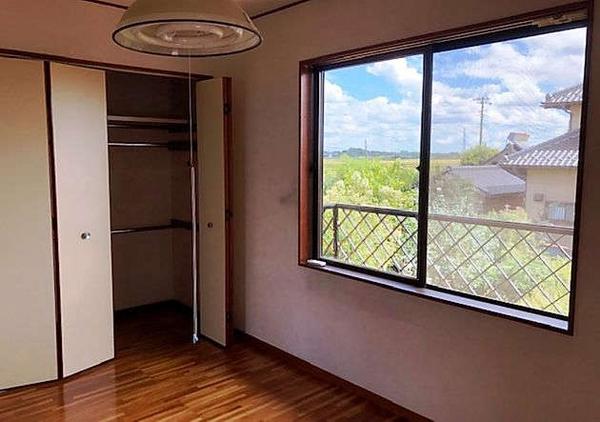 Modern 4LDK House for Sale in Kofu, Yamanashi - Thumbnail 4