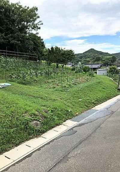 It is used for a warm land peculiar to the Setouchi region and a kitchen garden. — Image 1, Satosho, Okayama