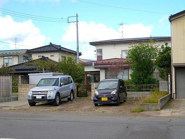 Spacious Family Home with Mountain Views in Tsuruoka City - Thumbnail 2