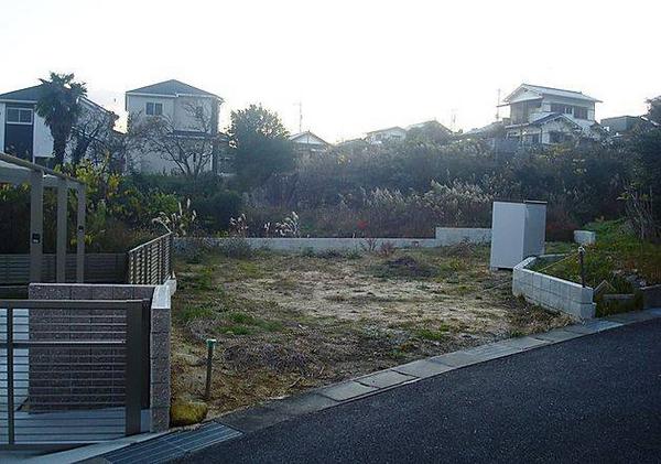 Modern Hebel House Near Miyajima - Hatsukaichi, Hiroshima - Thumbnail 3