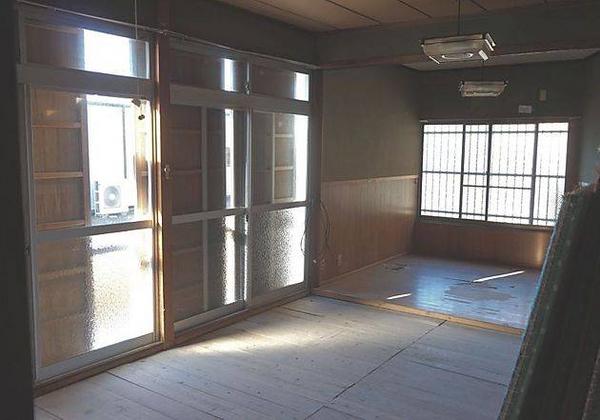 Historic Guesthouse with Ocean Views in Tosashimizu Tourist District - Thumbnail 2