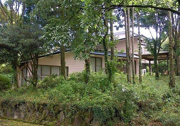 Large Forest Estate in Aso's Otohime Pension Village Resort - Thumbnail 2