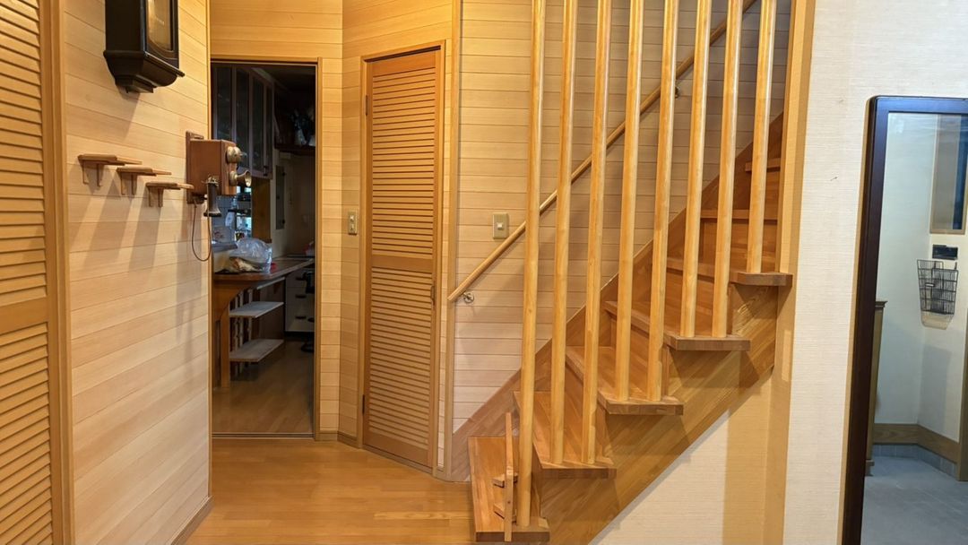 Spacious 6LDK House for Sale in Itoigawa City Center - Thumbnail 3